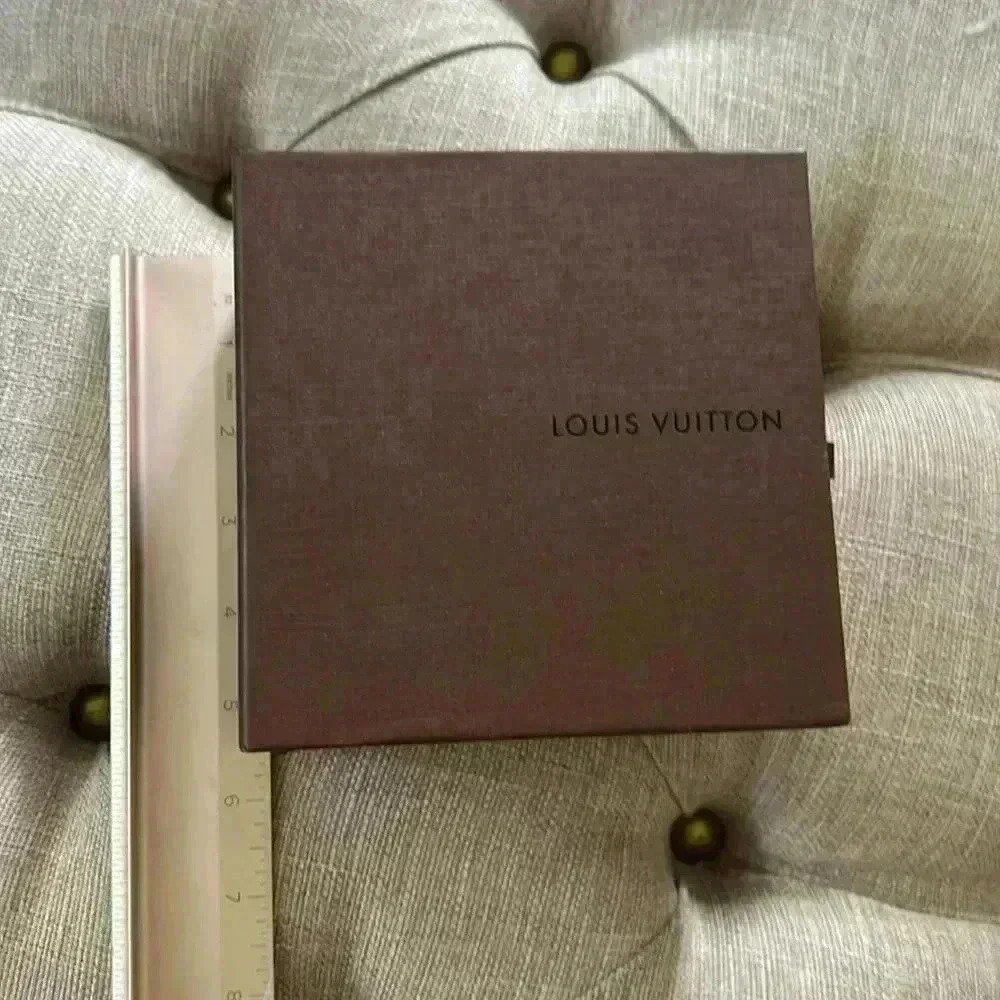 Louis Vuitton gift box